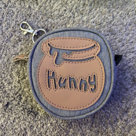 Petunia Pickle Bottom Winnie the Pooh Diaper Bag - Picture 7 of 8